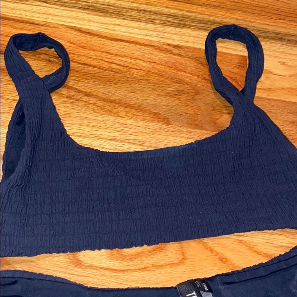 triangl swimwear Navy Blue Textured Bikini Top